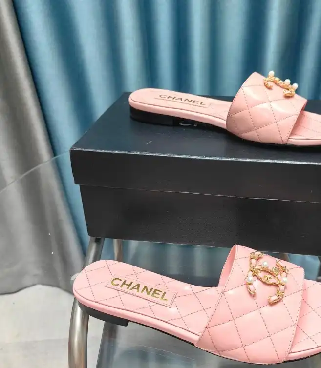 hype Chanel Slippers