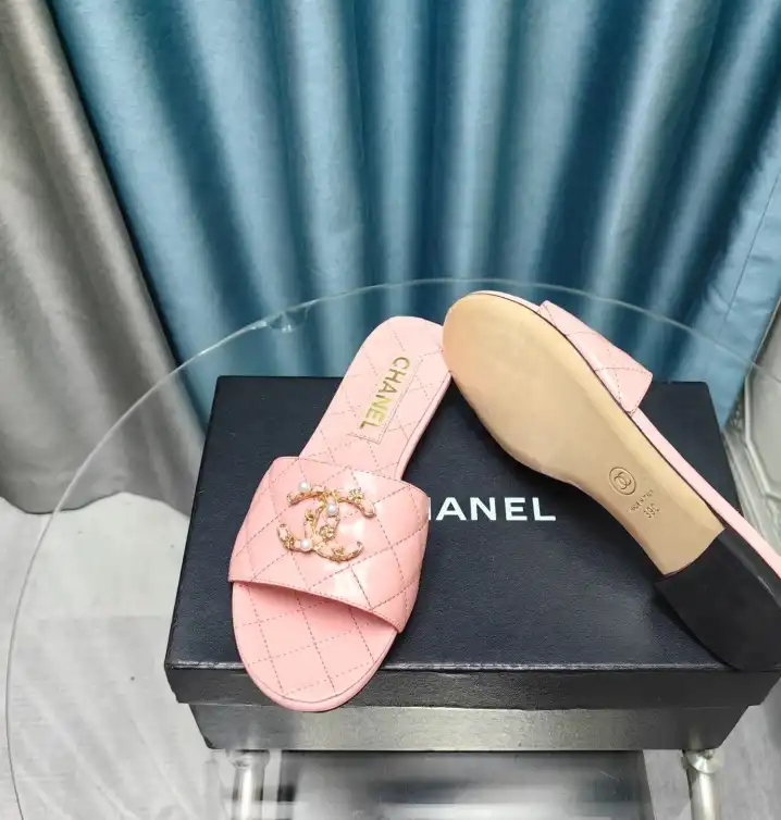 hype Chanel Slippers