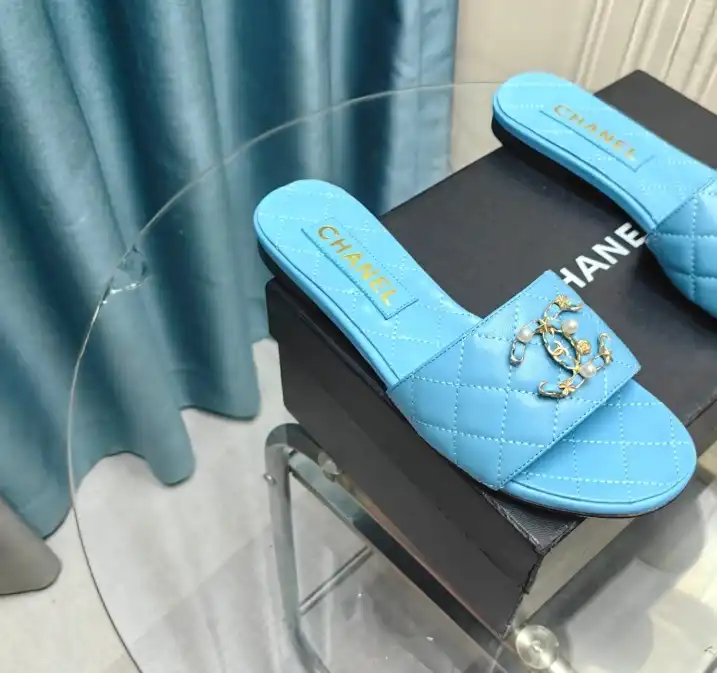 hype Chanel Slippers