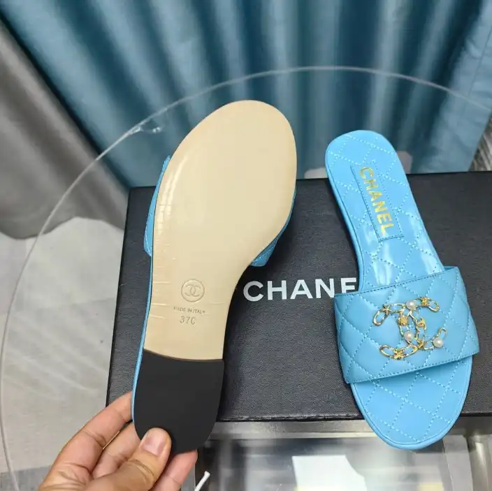 hype Chanel Slippers