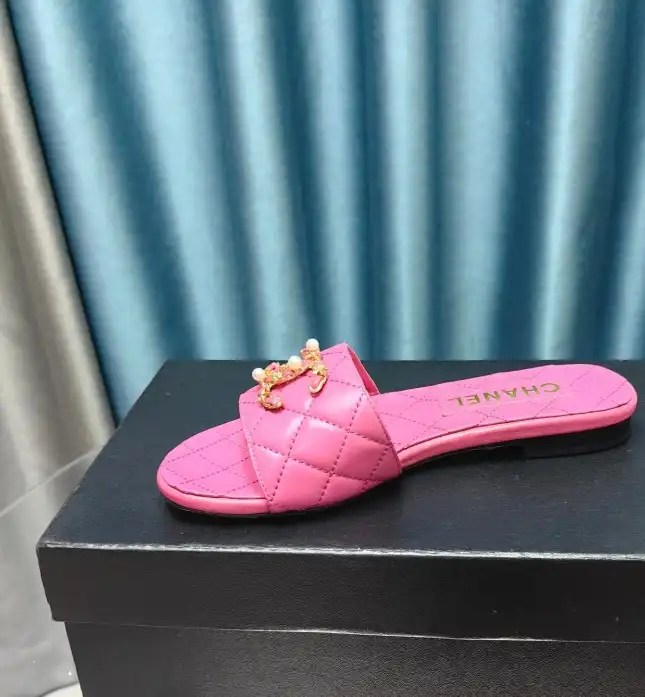 hype Chanel Slippers