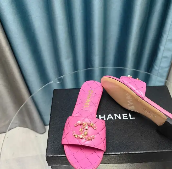 hype Chanel Slippers