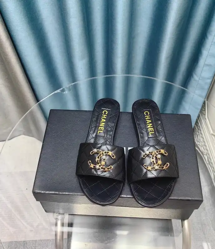 hype Chanel Slippers