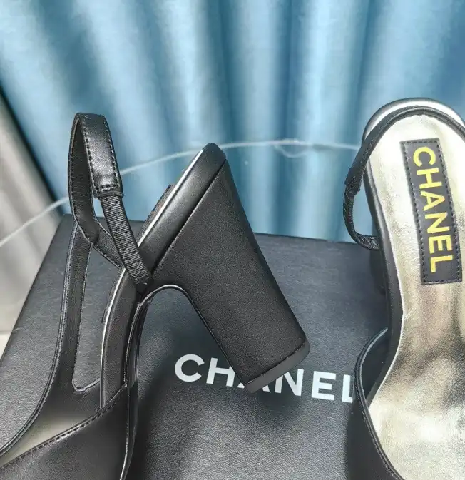 hype Chanel High Heels