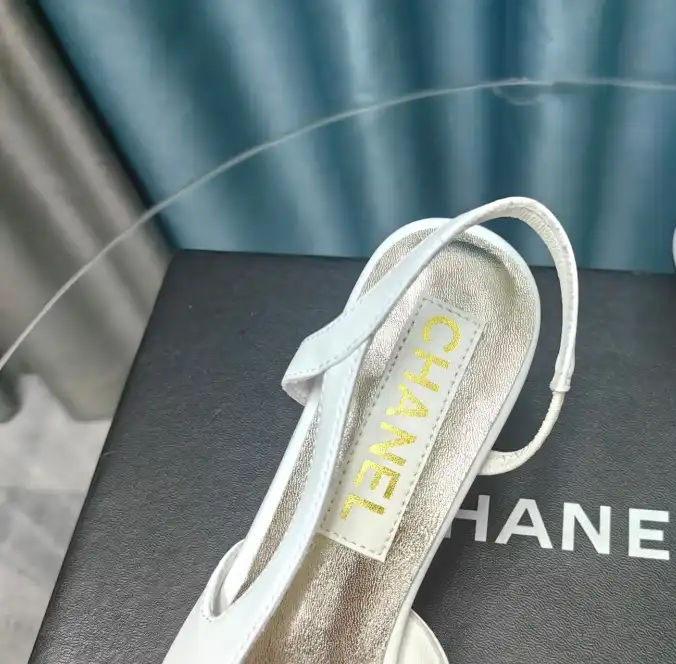 hype Chanel High Heels