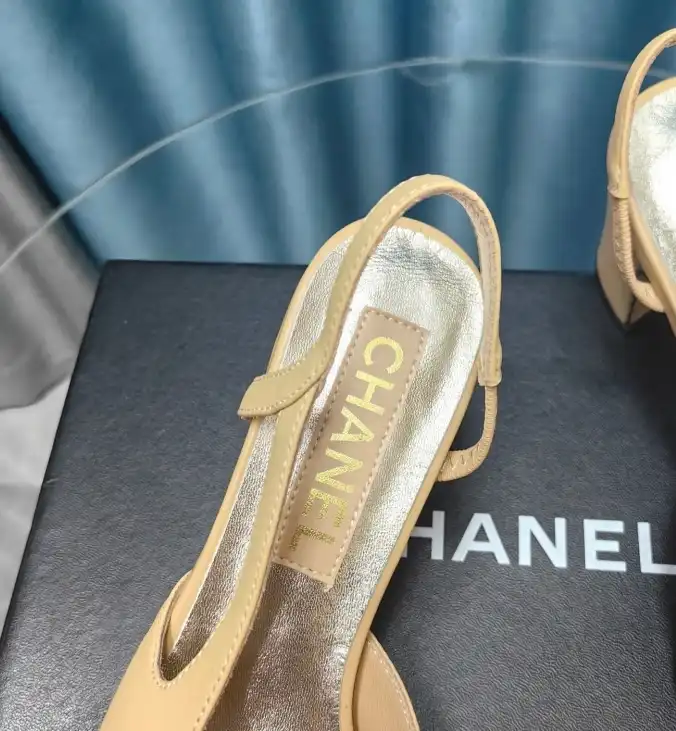 hype Chanel High Heels