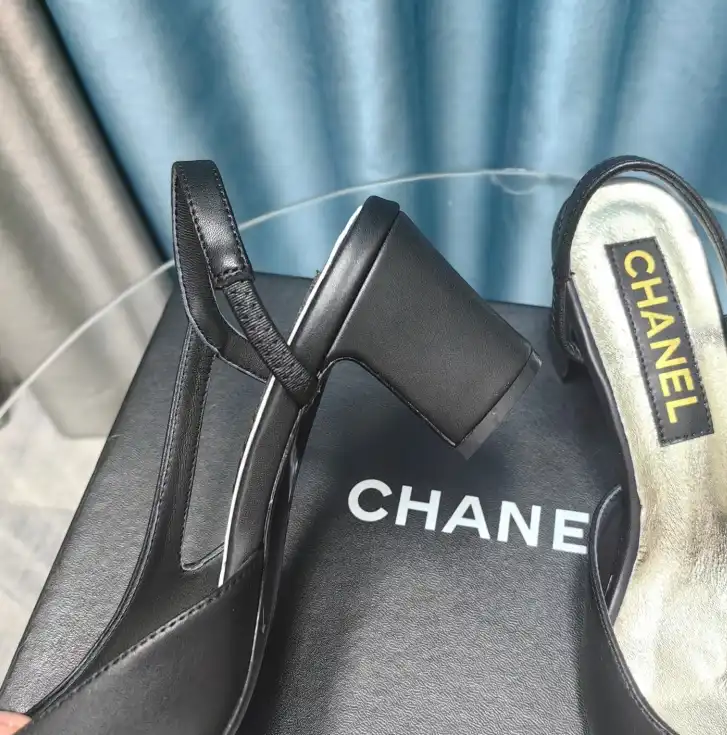 hype Chanel High Heels