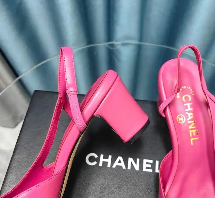 hype Chanel High Heels