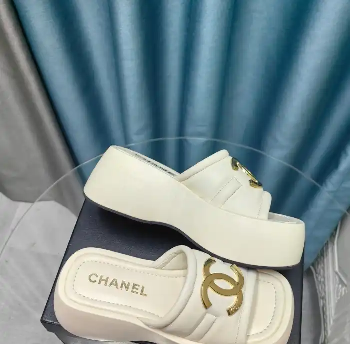 hype Chanel Slippers