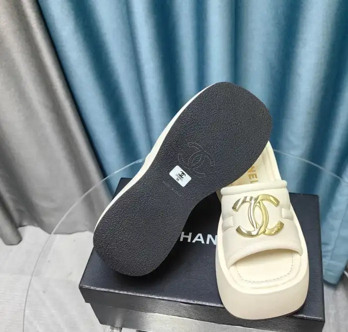 hype Chanel Slippers