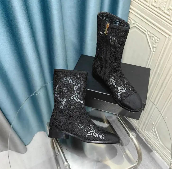 hype Chanel Boots