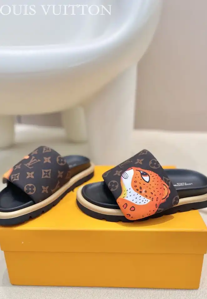 hype LV Slippers