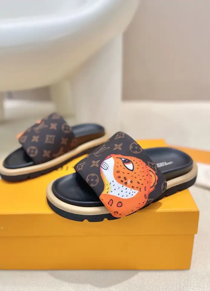 hype LV Slippers