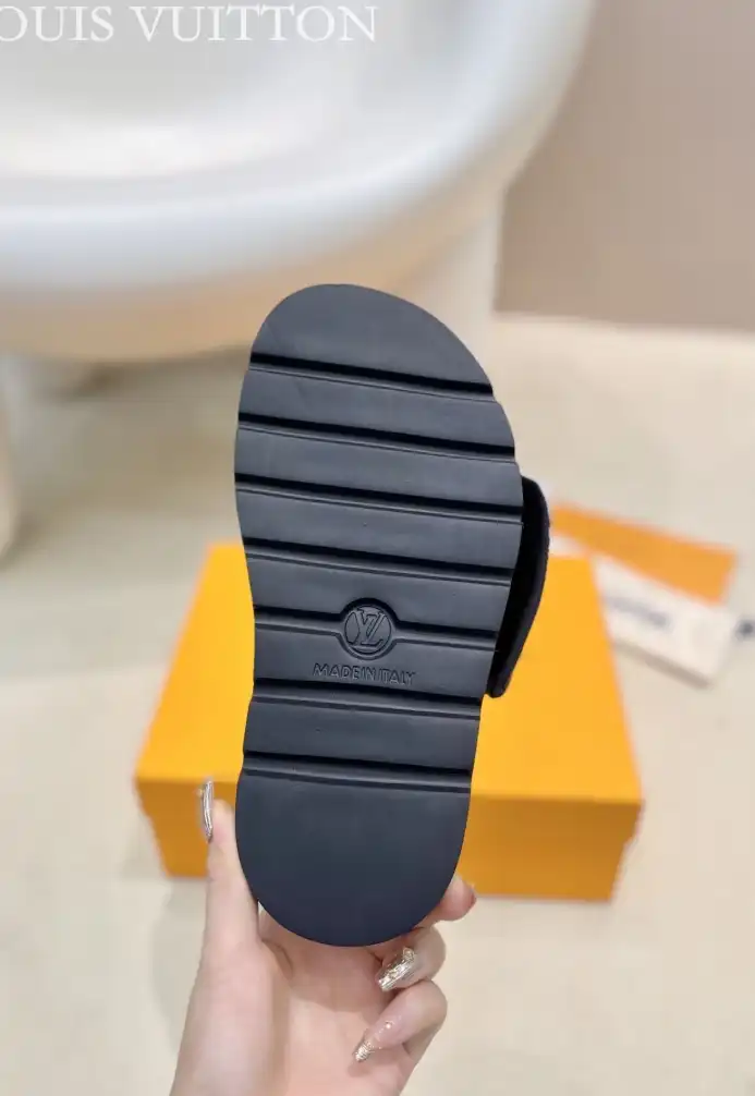 hype LV Slippers