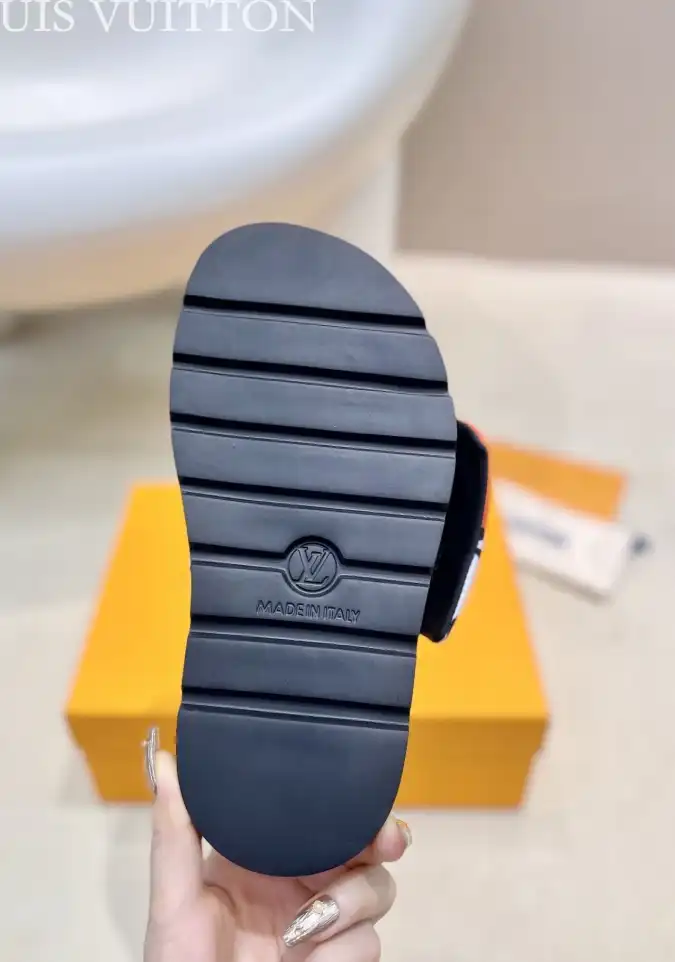 hype LV Slippers