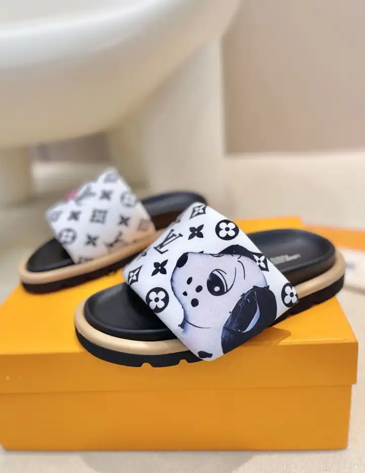 hype LV Slippers