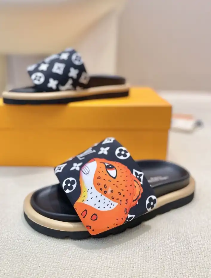 hype LV Slippers