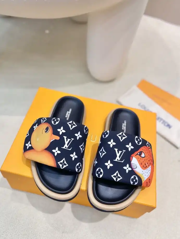 hype LV Slippers