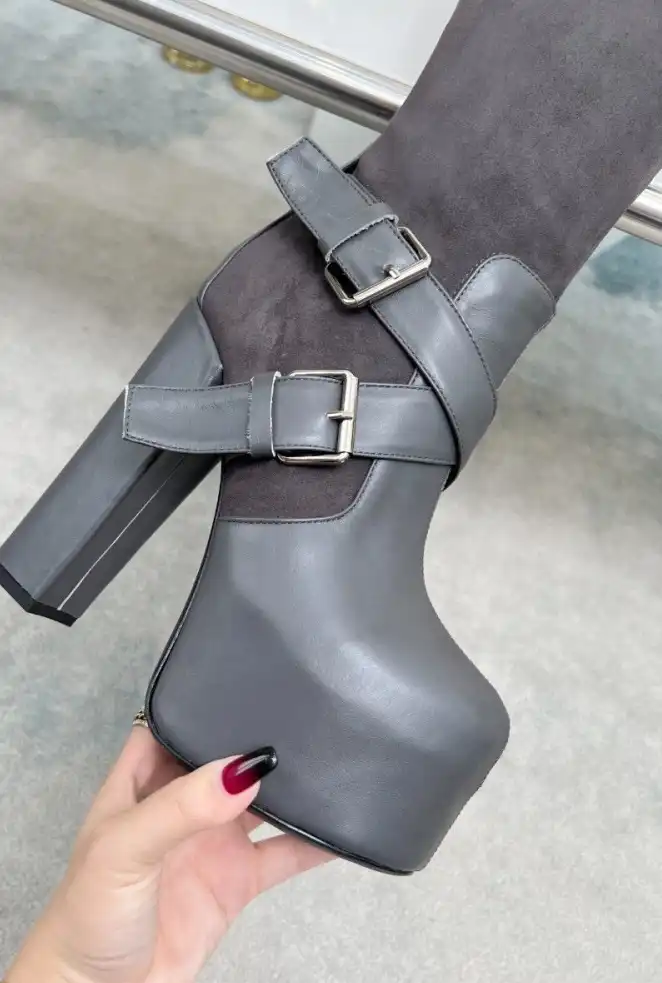 hype YSL Boots