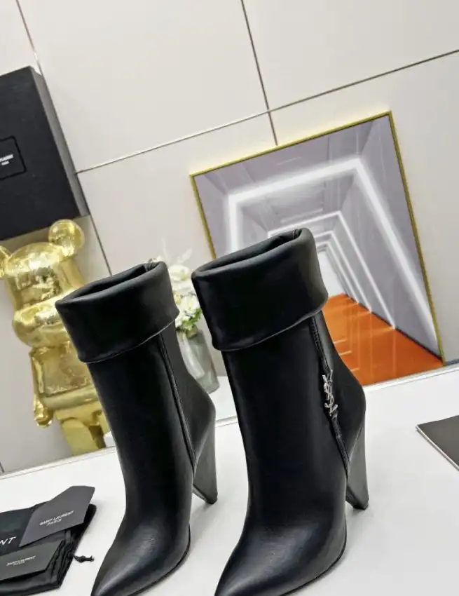 hype YSL Boots