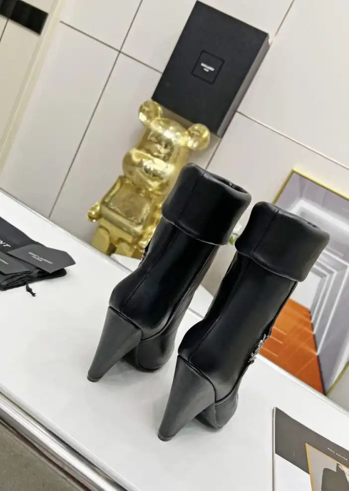 hype YSL Boots