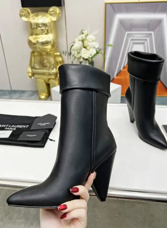 hype YSL Boots