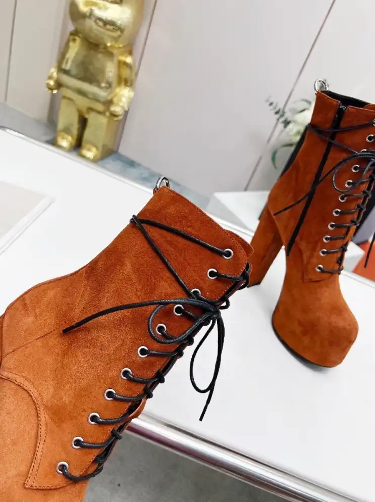 hype YSL Boots