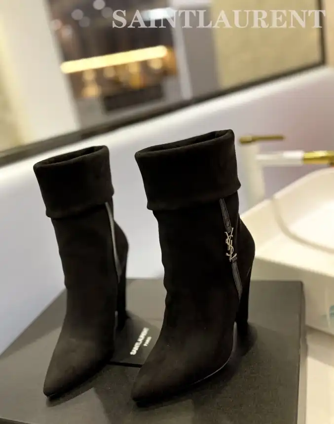 hype YSL Boots