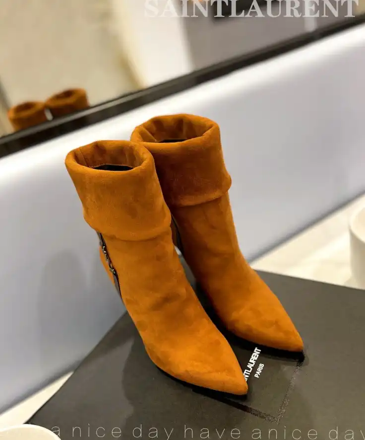 hype YSL Boots