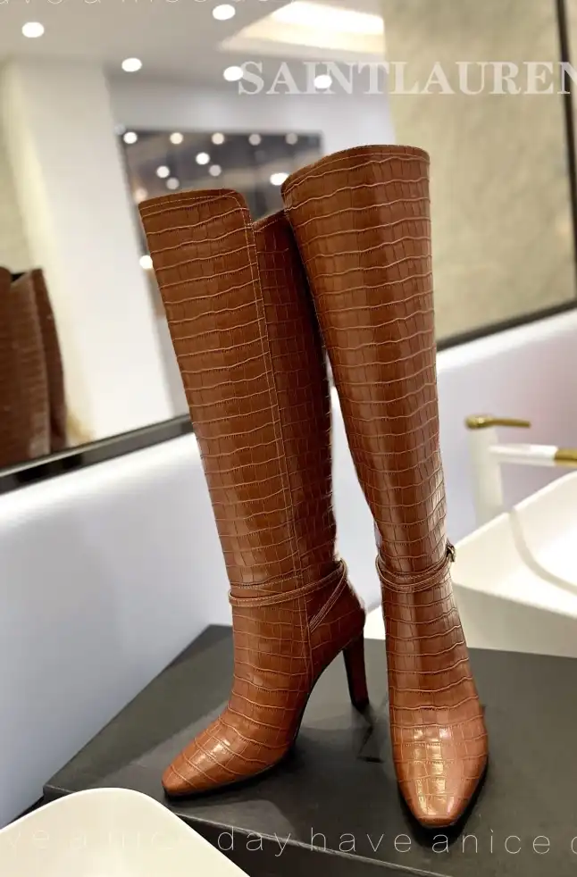 hype YSL Boots