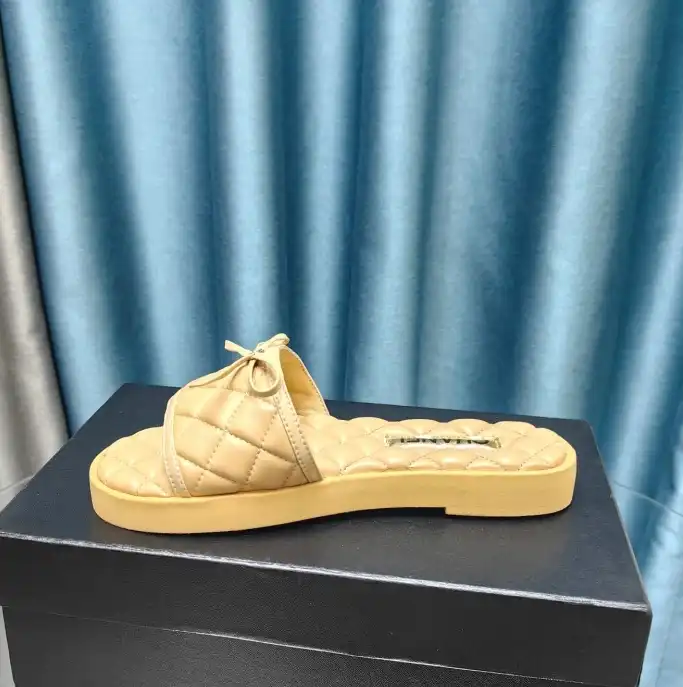 hype Chanel Slippers