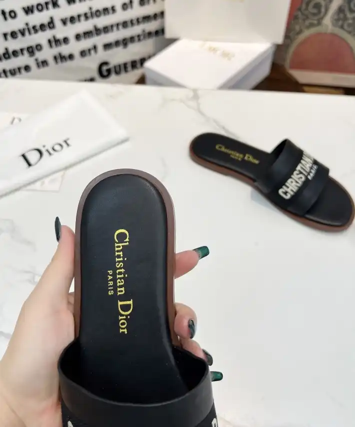 hype Christian Dior Slippers