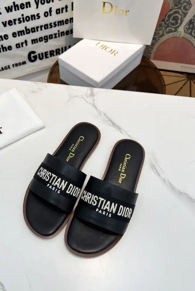 hype Christian Dior Slippers