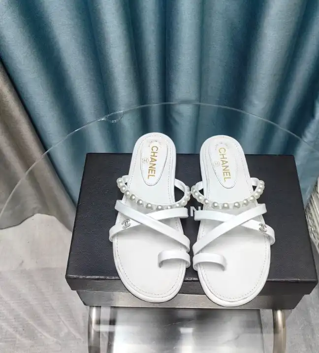 hype Chanel Slippers