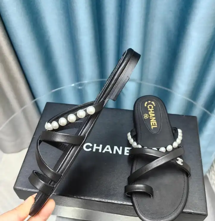 hype Chanel Slippers