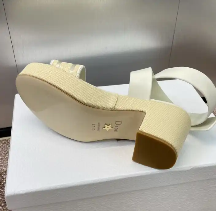 hype Christian Dior High Heels