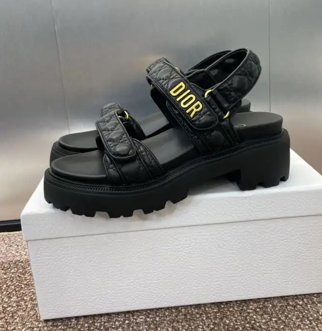 hype Christian Dior Sandals