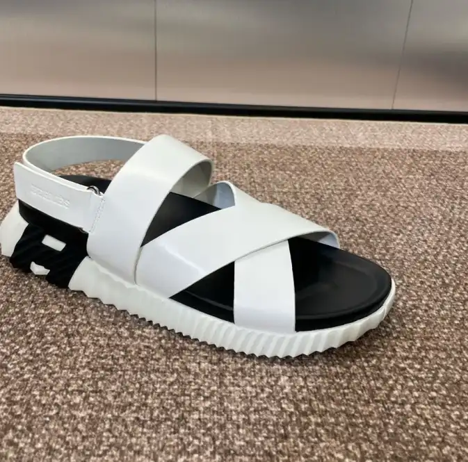 hype Hermes Sandals