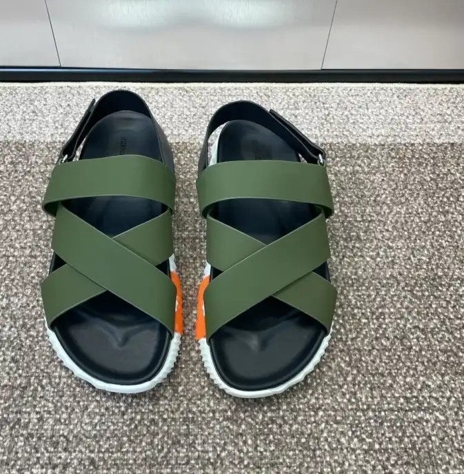 hype Hermes Sandals