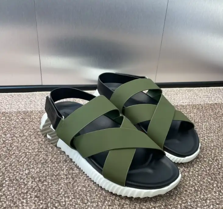 hype Hermes Sandals