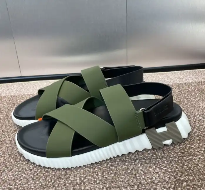 hype Hermes Sandals