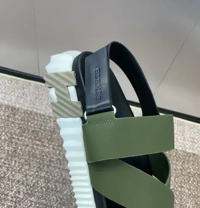 hype Hermes Sandals