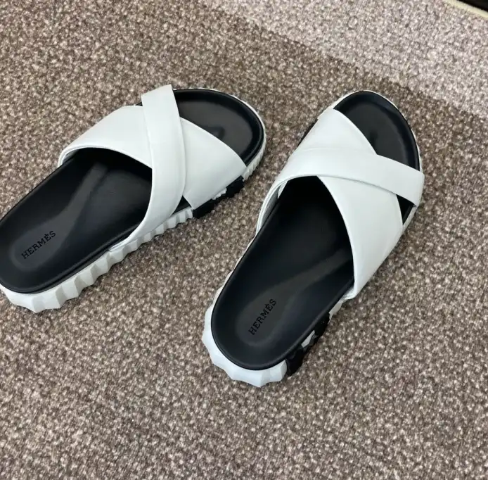 hype Hermes Slippers