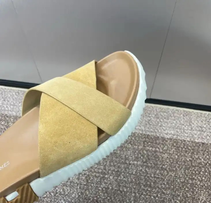 hype Hermes Slippers