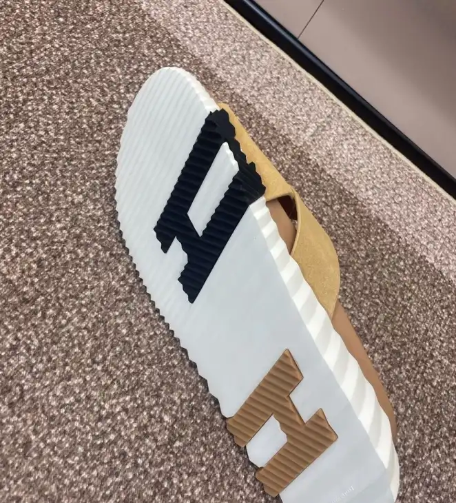 hype Hermes Slippers