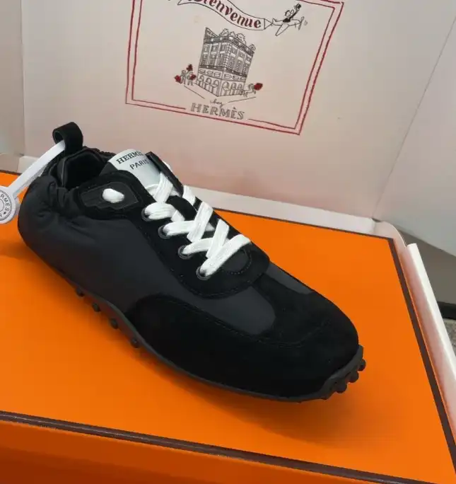 hype Hermes Casual Shoes