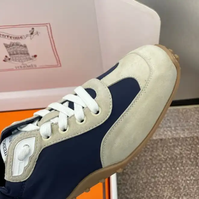 hype Hermes Casual Shoes