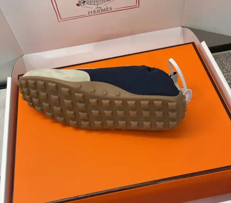 hype Hermes Casual Shoes