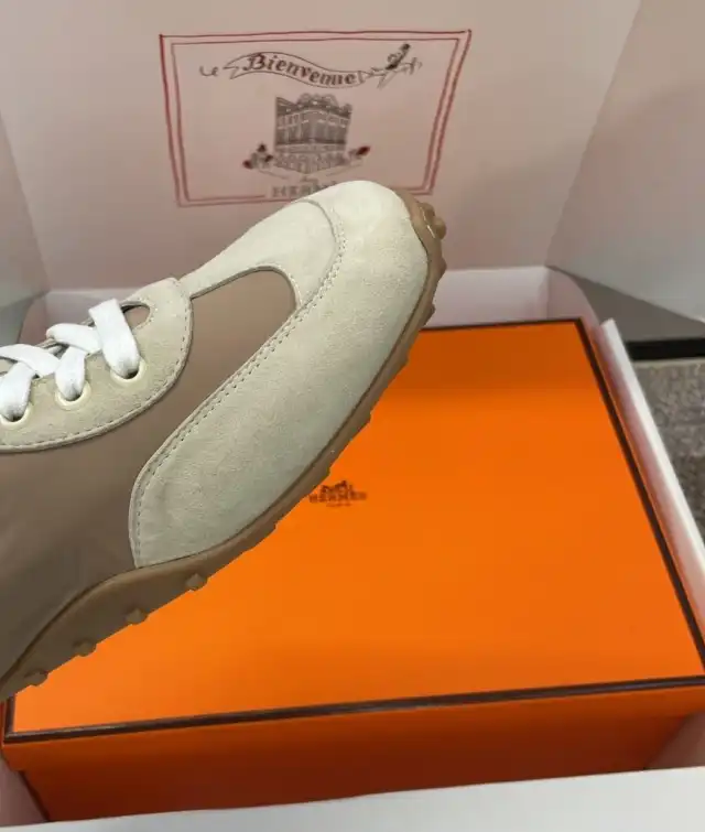 hype Hermes Casual Shoes