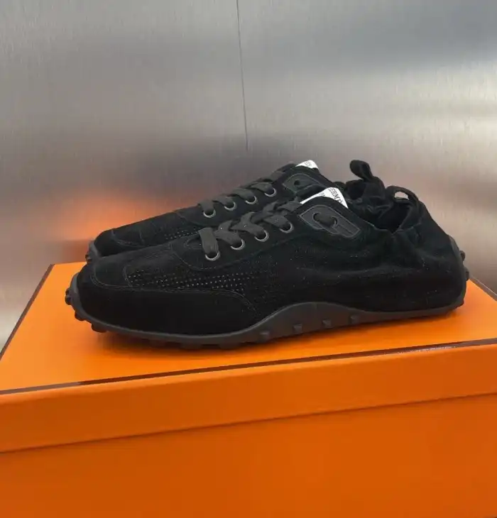 hype Hermes Casual Shoes